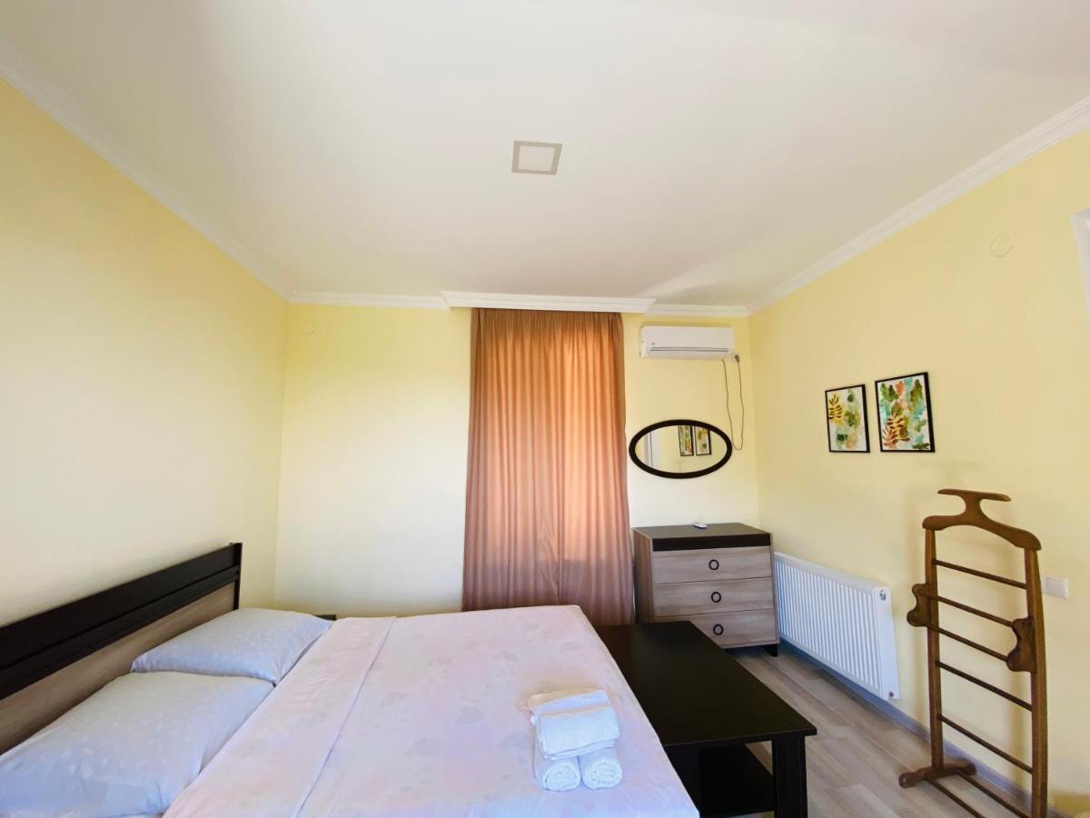 Lia'S Guest House Sighnaghi Luaran gambar