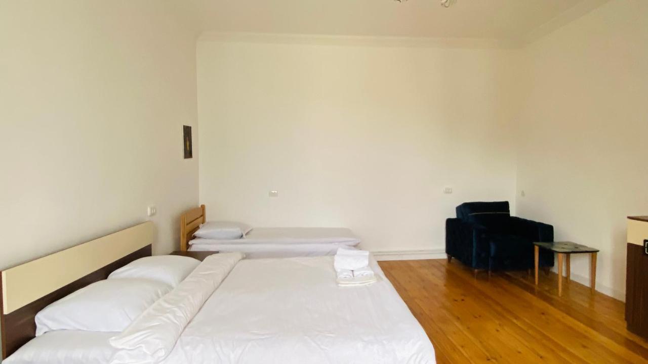 Lia'S Guest House Sighnaghi Luaran gambar